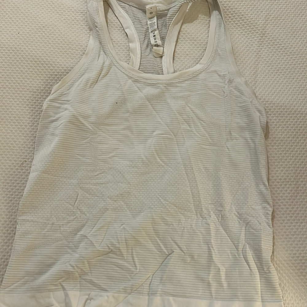 lululemon racerback tank top white size 4